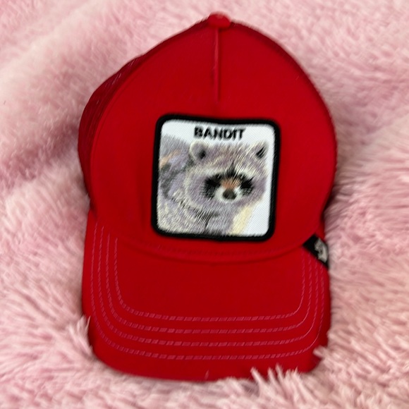 Goorin Bros Red Raccoon Patch Hat - Picture 3 of 10